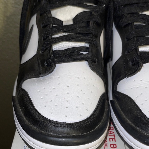 Nike Black and White Athletic Shoes - Picture 12 of 12